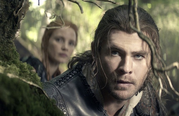 Chris Hemsworth in The Huntsman: Winter's War