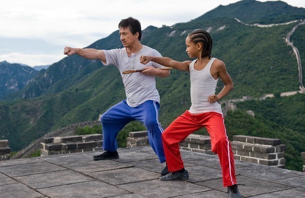Jaden Smith als Dre Parker en Jackie Chan als Mr Han in The Karate Kid