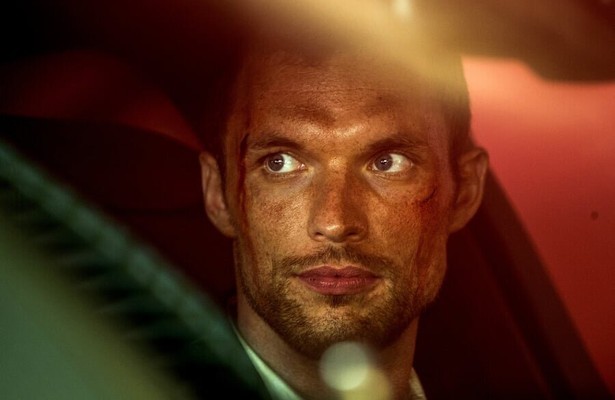 Ed Skrein als Frank Martin in The Transporter Refueled