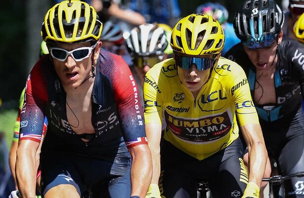 Geraint Thomas en Jonas Vingegaard in de Tour de France