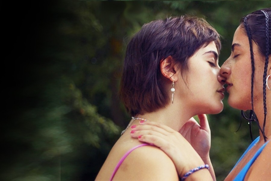 Upon Her Lips: Day Dreaming