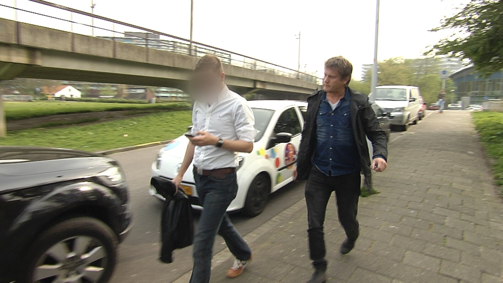 Stegeman ontmaskert de gevaarlijke medicijnwebsite Funcaps in ...