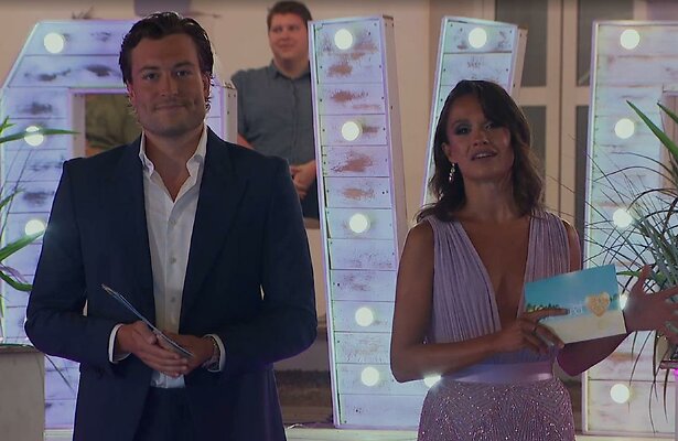 Holly Mae Brood en Viktor Verhulst in Love Island 2022