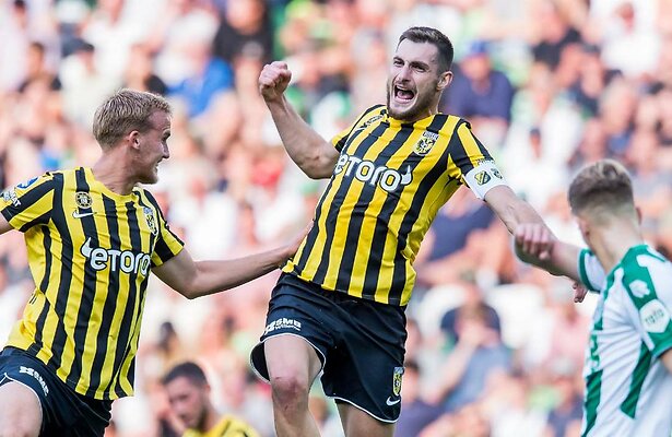 Matus Bero van Vitesse