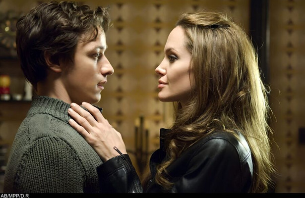 James McAvoy en Angelina Jolie in Wanted