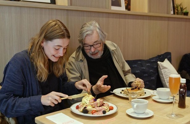Emma Wortelboer en Maarten van Rossem voor Wortelboer en Van Rossem