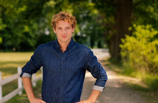 Jamie Trenité voor You Never Walk Alone