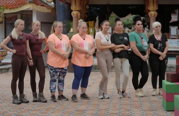 Echte Meisjes in de Jungle: De Familie-editie