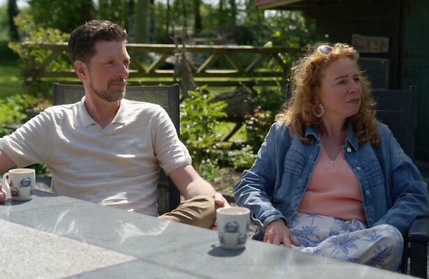 Raymond en Amber in Voor Hetzelfde Geld