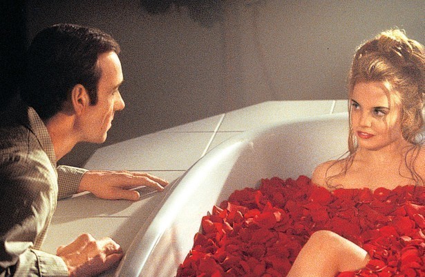 Kevin Spacey en Mena Suvari in American Beauty