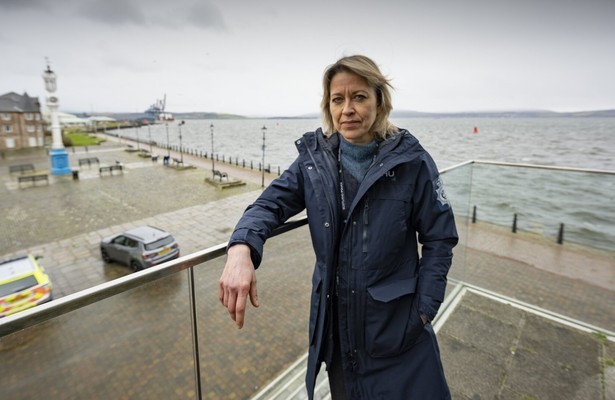 Nicola Walker als Annika Strandhed