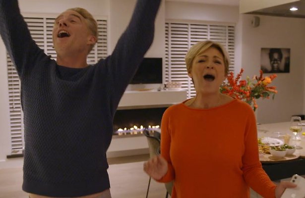 Videosnack: Caroline en Art dansen op Shania Twain!