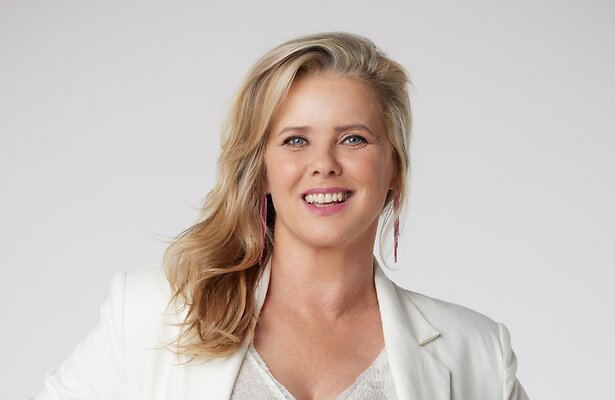 Babette van Veen als Linda Dekker in GTST