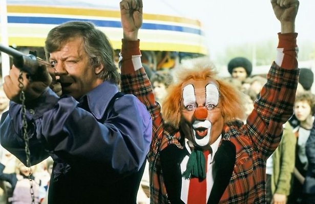 Verloren aflevering Bassie en Adriaan op YouTube