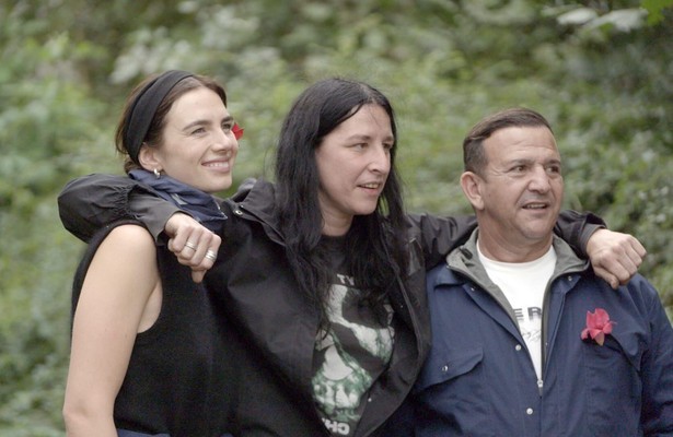 Maan, Raven van Dorst en Najib Amhali in Boerderij Van Dorst