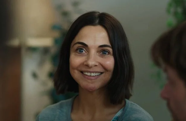 Georgina Verbaan als Linsie in Dag & Nacht.