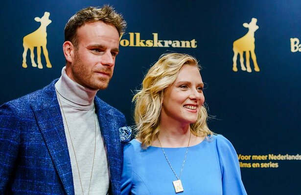 Henry van Loon en Jelka van Houten op de rode loper voor de première van Instinct.