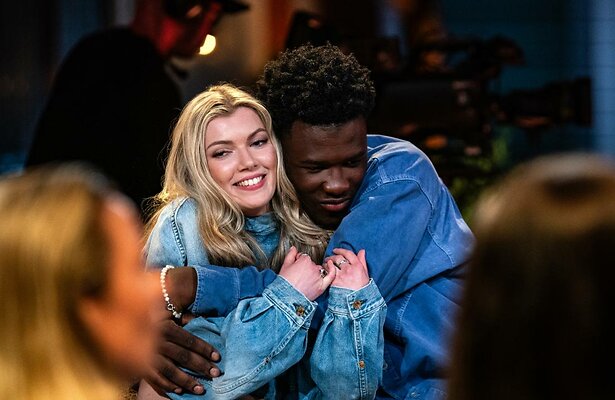 Hannah Mae met Claude in Beste Zangers