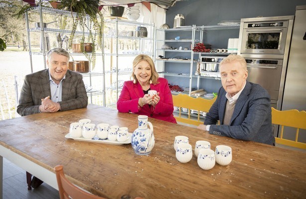 Heel Holland Bakt Nog Een Keer