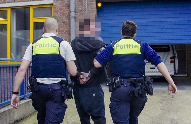 Journalist Eric Goens op interventie met Belgische politie