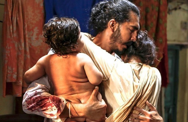 Dev Patel als Arjun in Hotel Mumbai