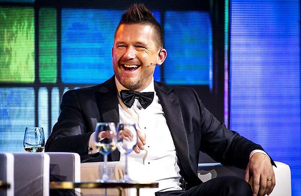 Johnny de Mol maakt theatershow over eigen leven 