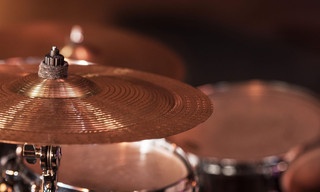 Just a big drum, cymbals and... music
