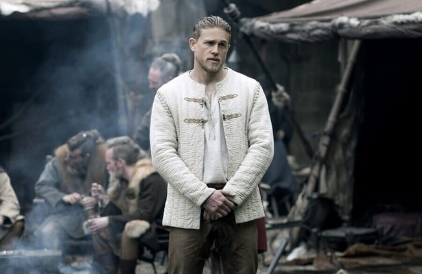 Charlie Hunnam in King Arthur: Legend of the Sword