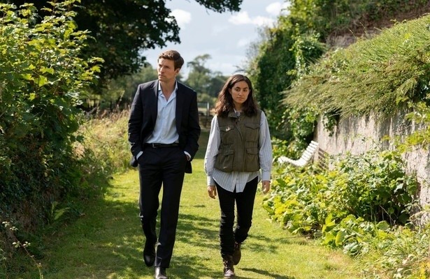 Leo Suter en Sofia Barclay in Lynley