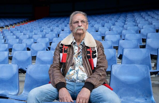 Martin van Waardenberg als Ome Cor