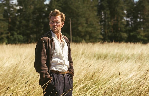 Still uit Out Stealing Horses