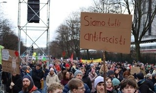 Re: Ungarns Hetze gegen Anti-Faschisten