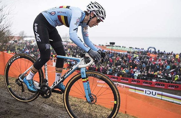 Oranje boven bij EK veldrijden in Studio sport