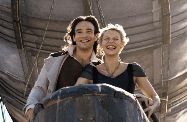 Claire Danes en Charlie Cox in Stardust