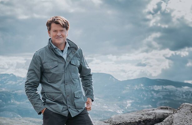 Beau van Erven Dorens voor The Summit.