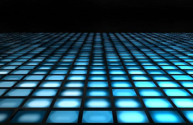 Gekleurde vloer (beeld ter illustratie)