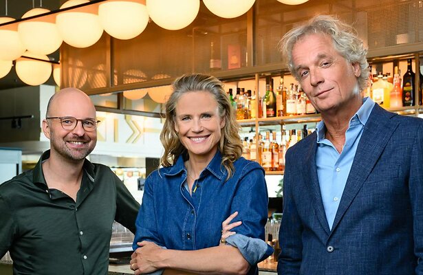 Tim de Wit, Sophie Hilbrand & Jeroen Pauw (Bar Laat)