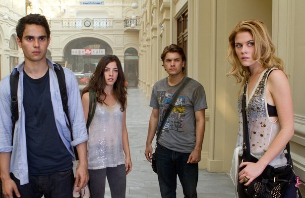 Vriendengroep uit The Darkest Hour