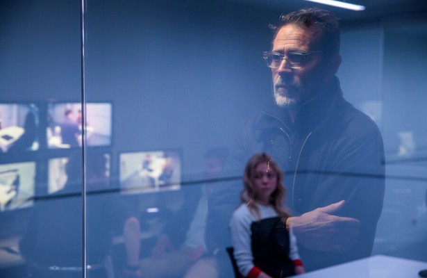 Jeffrey Dean Morgan in The Postcard Killings