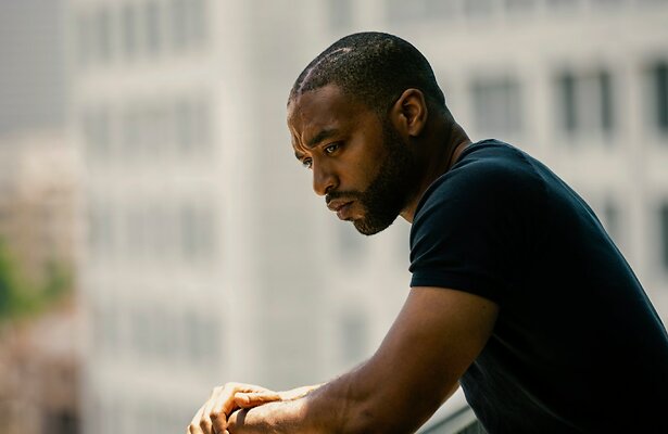 Chiwetel Ejiofor in Triple 9