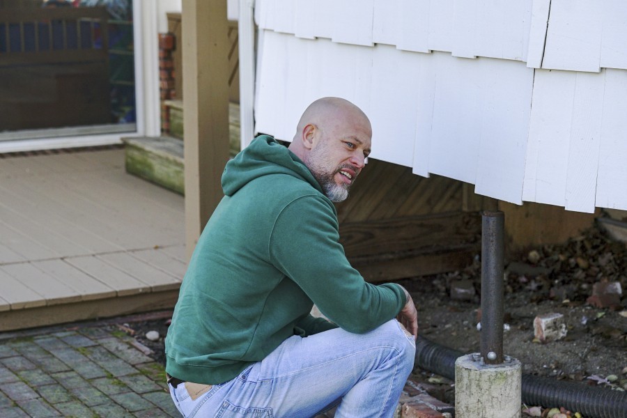 What's Wrong with That House?