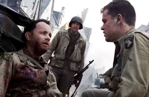 Tom Hanks moet Matt Damon redden