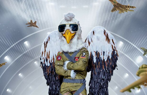 De Adelaar in The Masked Singer 2024