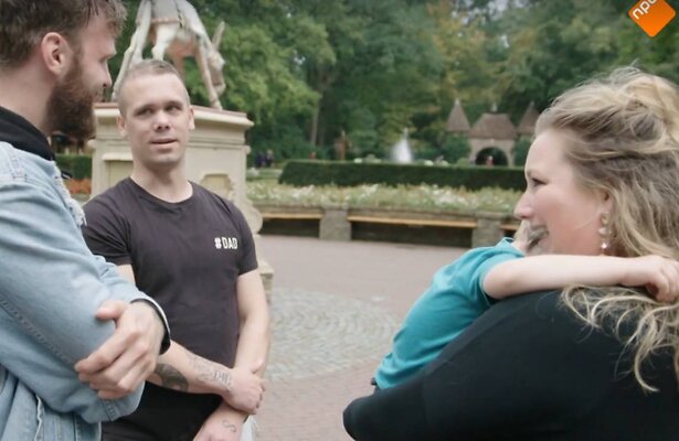 Alex, Linda en Aaron in Over Mijn Lijk.