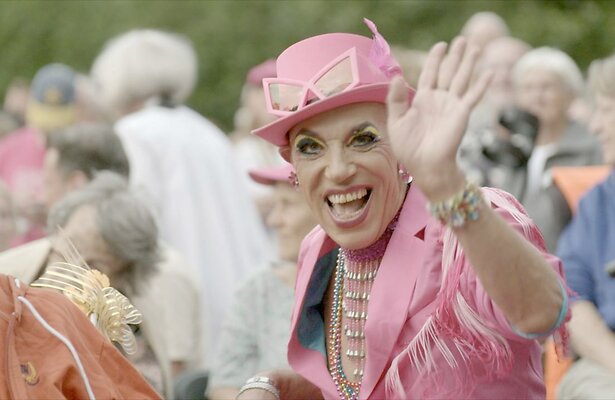 Still uit Bij Ons op de Wallen