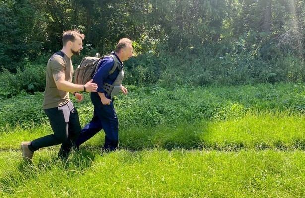 Joris Linssen en Dai Carter in Boeddha in de Polder