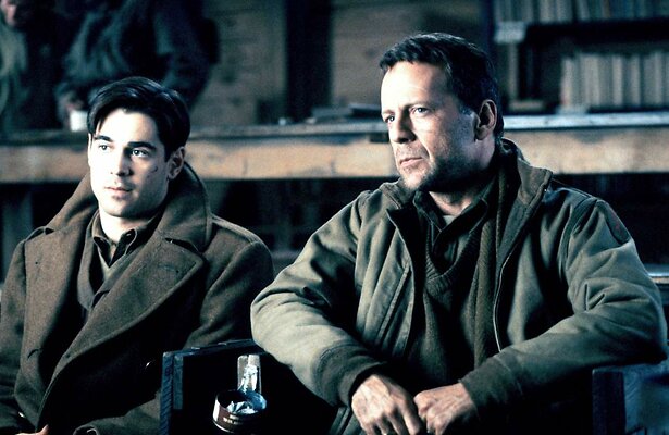 Colin Farrell en Bruce Willis in Hart's War