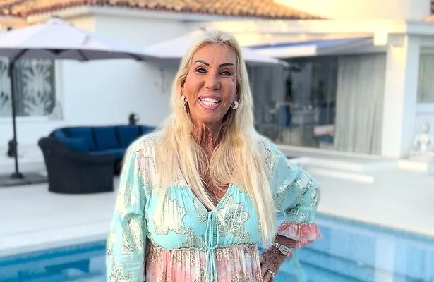 Caroline voor B&B Vol Liefde 2026