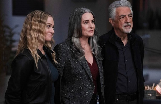 A.J. Cook, Paget Brewster en Joe Mantegna in Criminal Minds