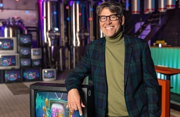 Erik van der Hoff voor De Grote Muziekquiz